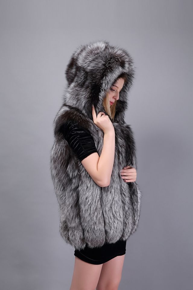 Silver Fox Fur Hooded Waistcoat detail